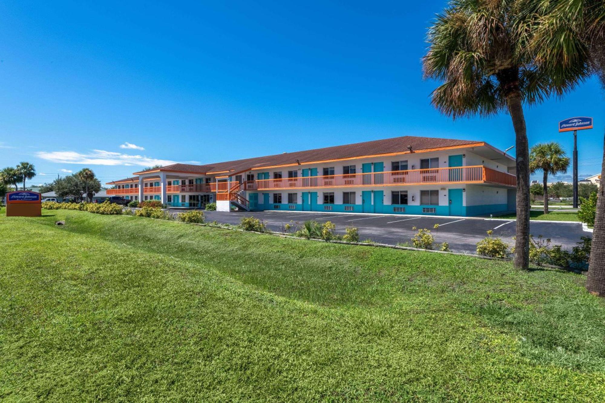 Howard Johnson By Wyndham Vero Beach/I-95 Exterior foto